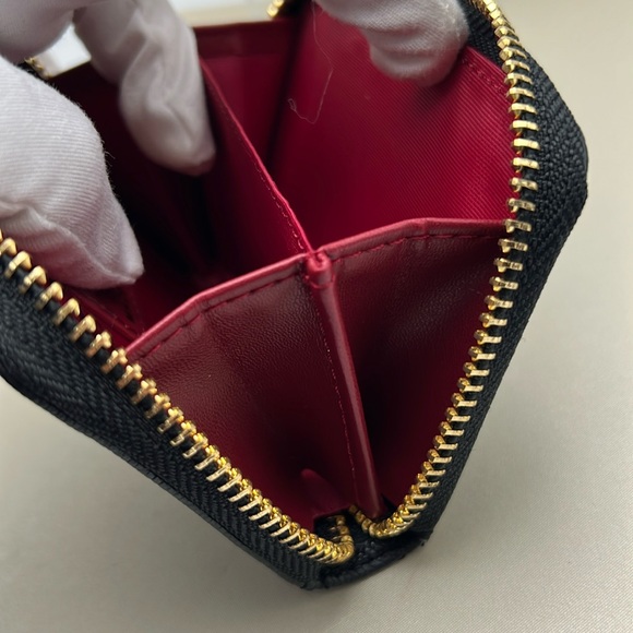 Card Holder Black Zip Around Gold CC 3 Slots Beauty Two Inside Compartments NWOT - Picture 10 of 17